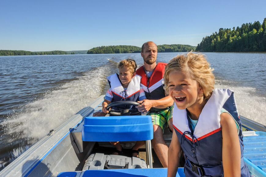 family-boating-express-post